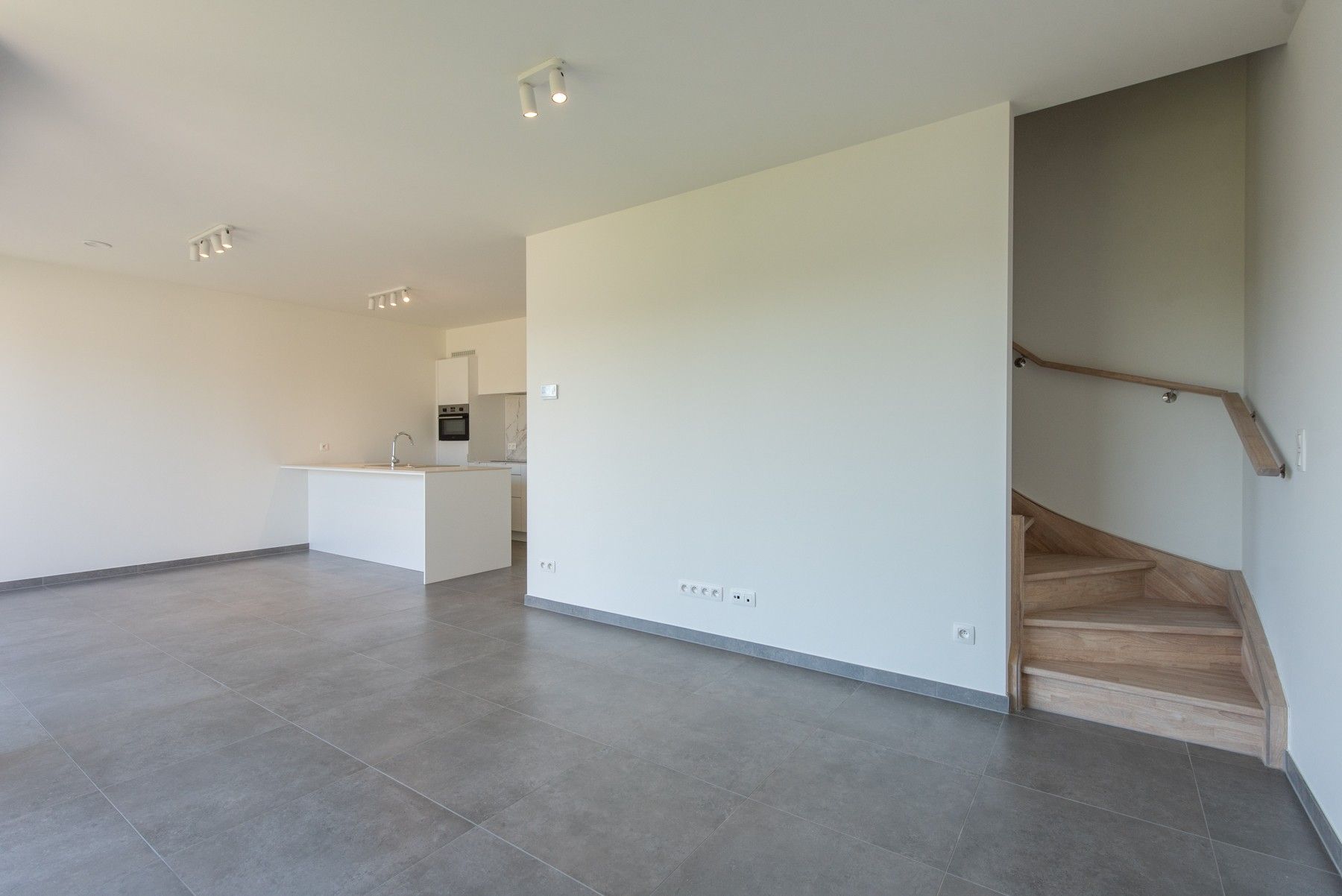 MODERNE NIEUWBOUWWONING OP TOPLOCATIE IN KORTESSEM foto 44