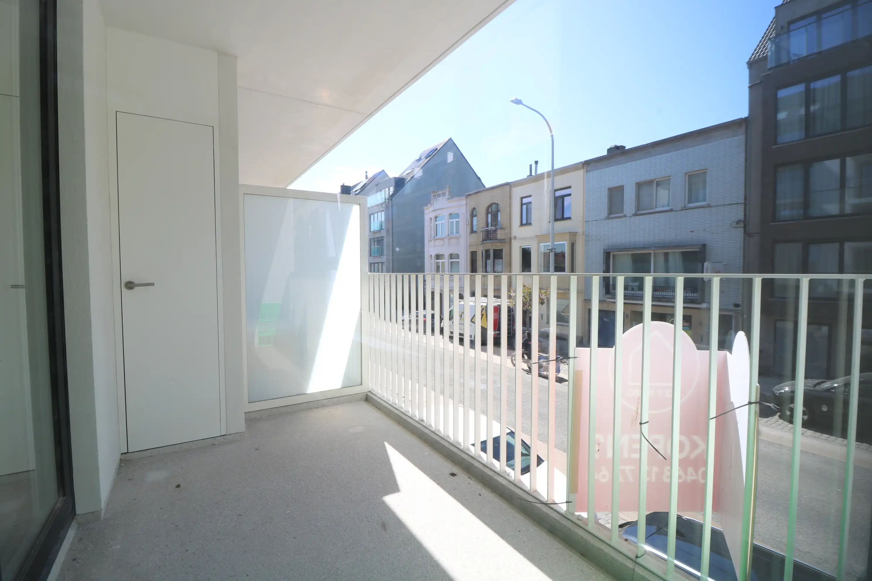 Prachtig 1-slaapkamerappartement met hoogwaardige afwerking, lichtrijke leefruimte en groot terras. foto 10