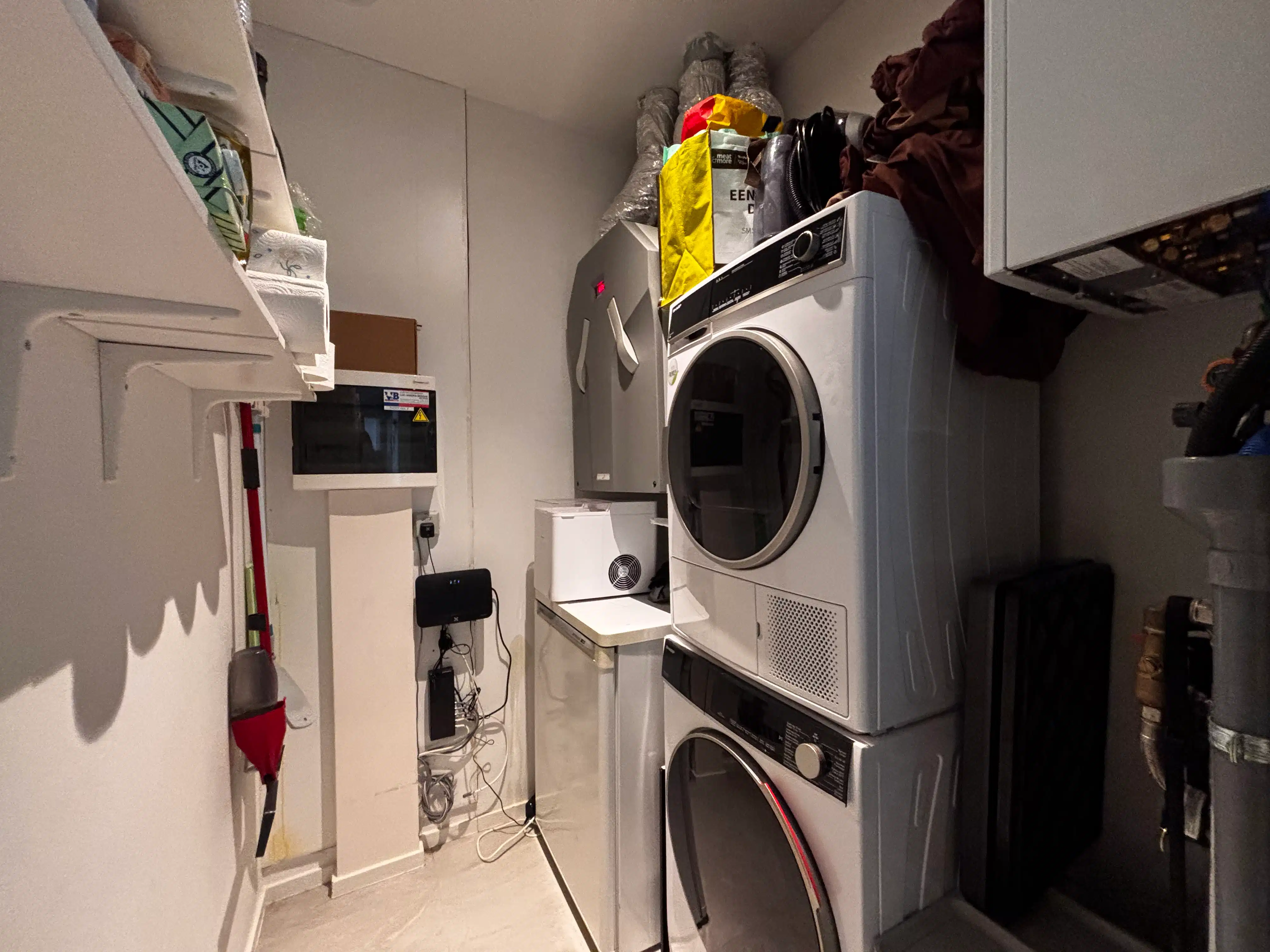 Recent appartement nabij het centrum van Oosteeklo foto 10