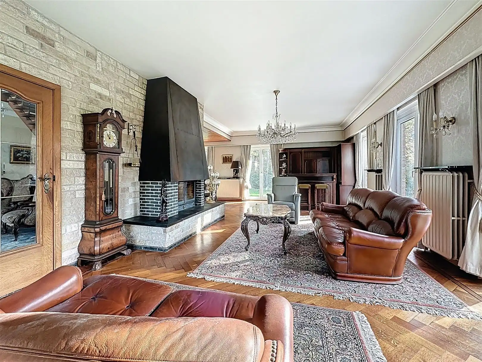 Karaktervolle villa met renovatiepotentieel - nabij centrum Maria-ter-Heide Brasschaat  foto 3