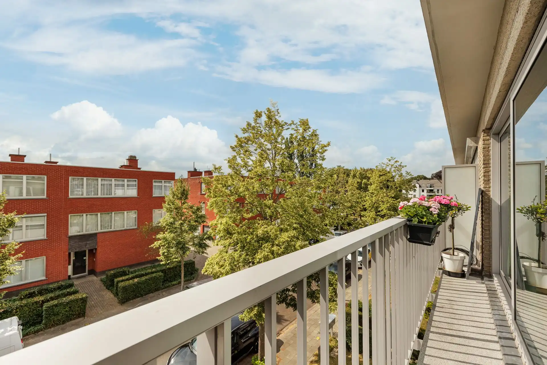 Rustig gelegen 2 SL appartement met garage foto 19
