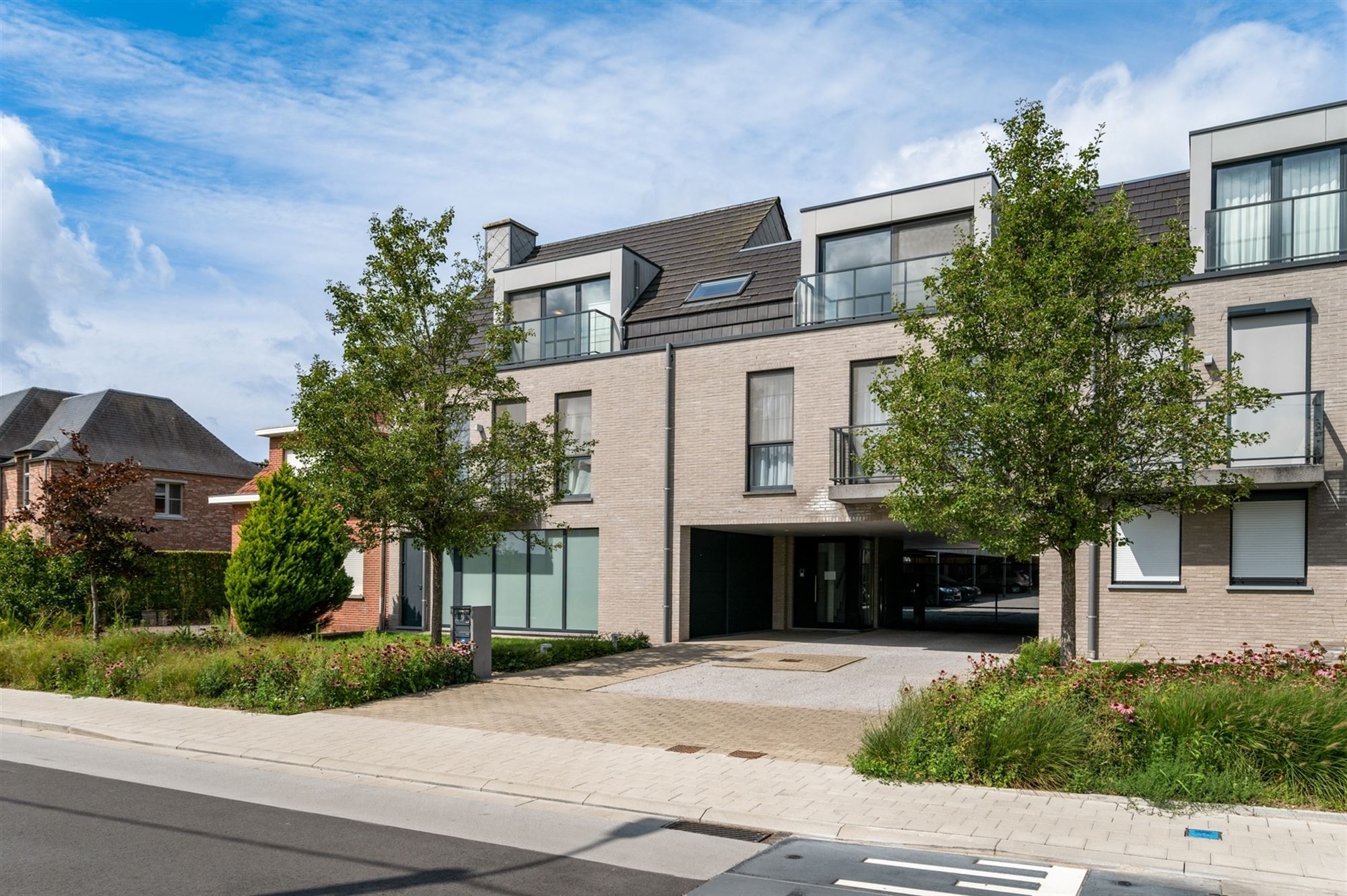 ()=>{if(producerUpdateValueVersion(node),producerAccessed(node),node.value===ERRORED)throw node.error;return node.value} Bareelstraat 6/201 - 2580 BEERZEL