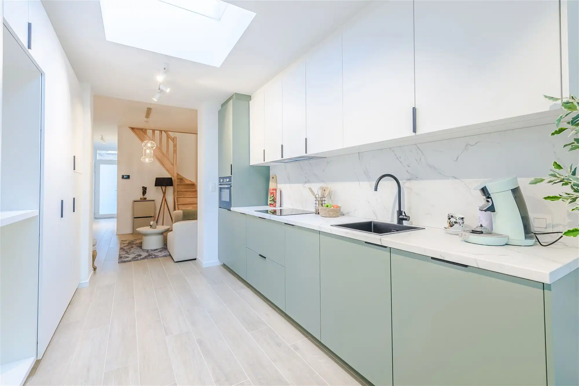 uniek gerenoveerde stadswoning met 4 slks en tuin foto 9