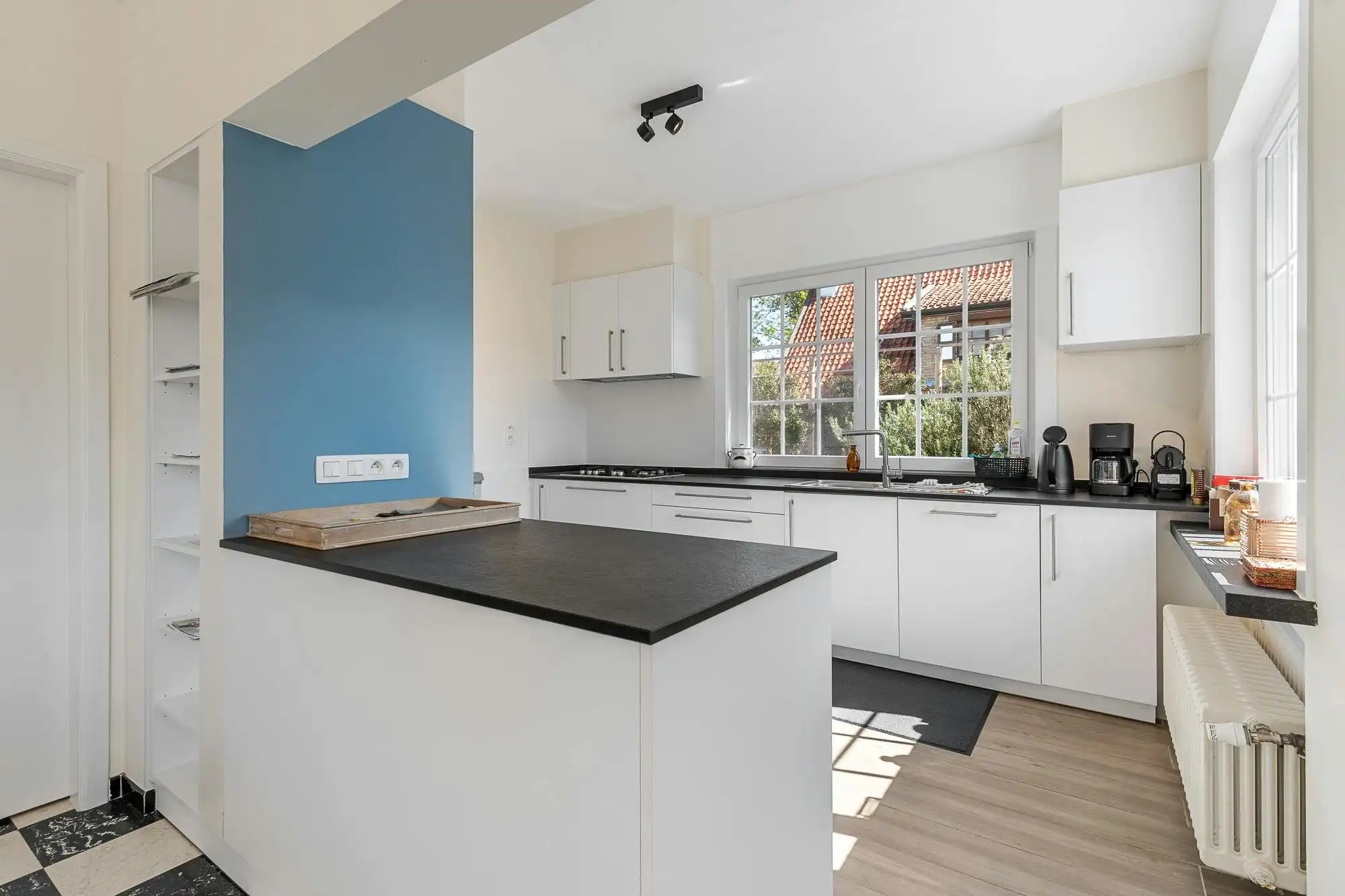 Prachtige villa met 4 slaapkamers in de Simli wijk. foto 5