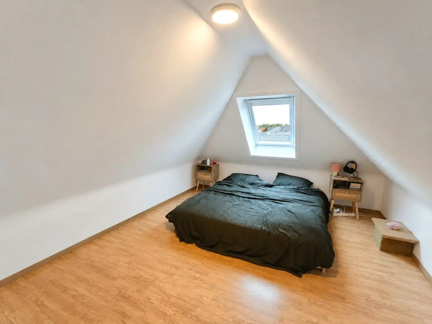 RECENT GERENOVEERD, CENTRAAL GELEGEN DUPLEX-APPARTEMENT MET 2 SLAAPKAMERS foto 6