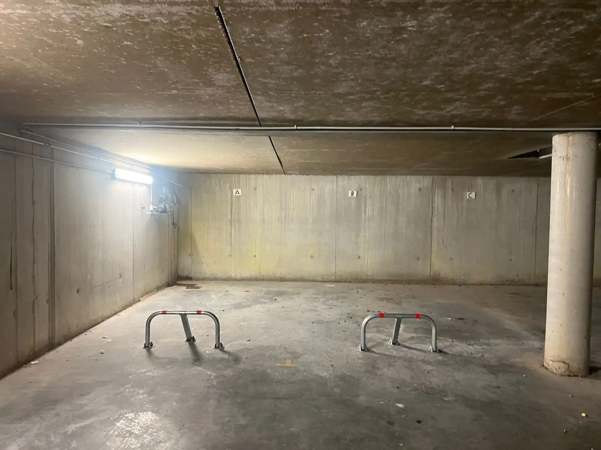Garage foto 6