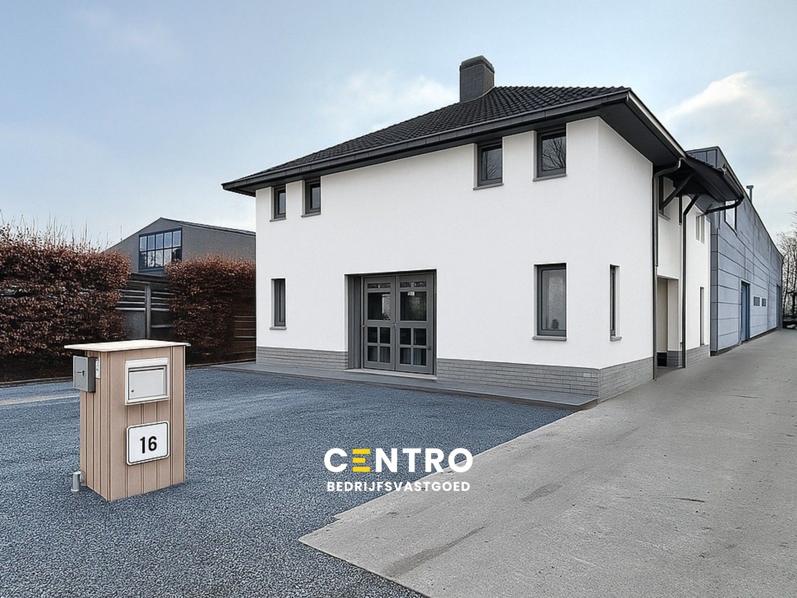 Prachtig BEDRIJFSPAND, bestaande uit MAGAZIJN (576m2 + tussenverdieping), BURELEN en instapklare, alleenstaande WONING. Op ambachtelijke zone te Aalter. foto {{pictureIndex}}