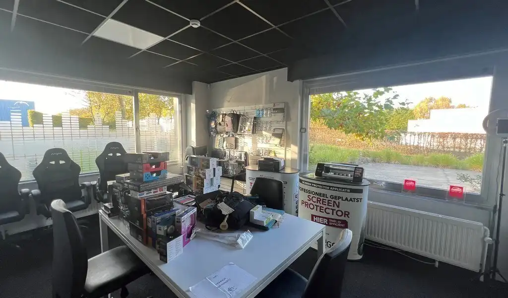 Bedrijfsgebouw met uitbreidingsmogelijkheden te koop in Ronse foto 21