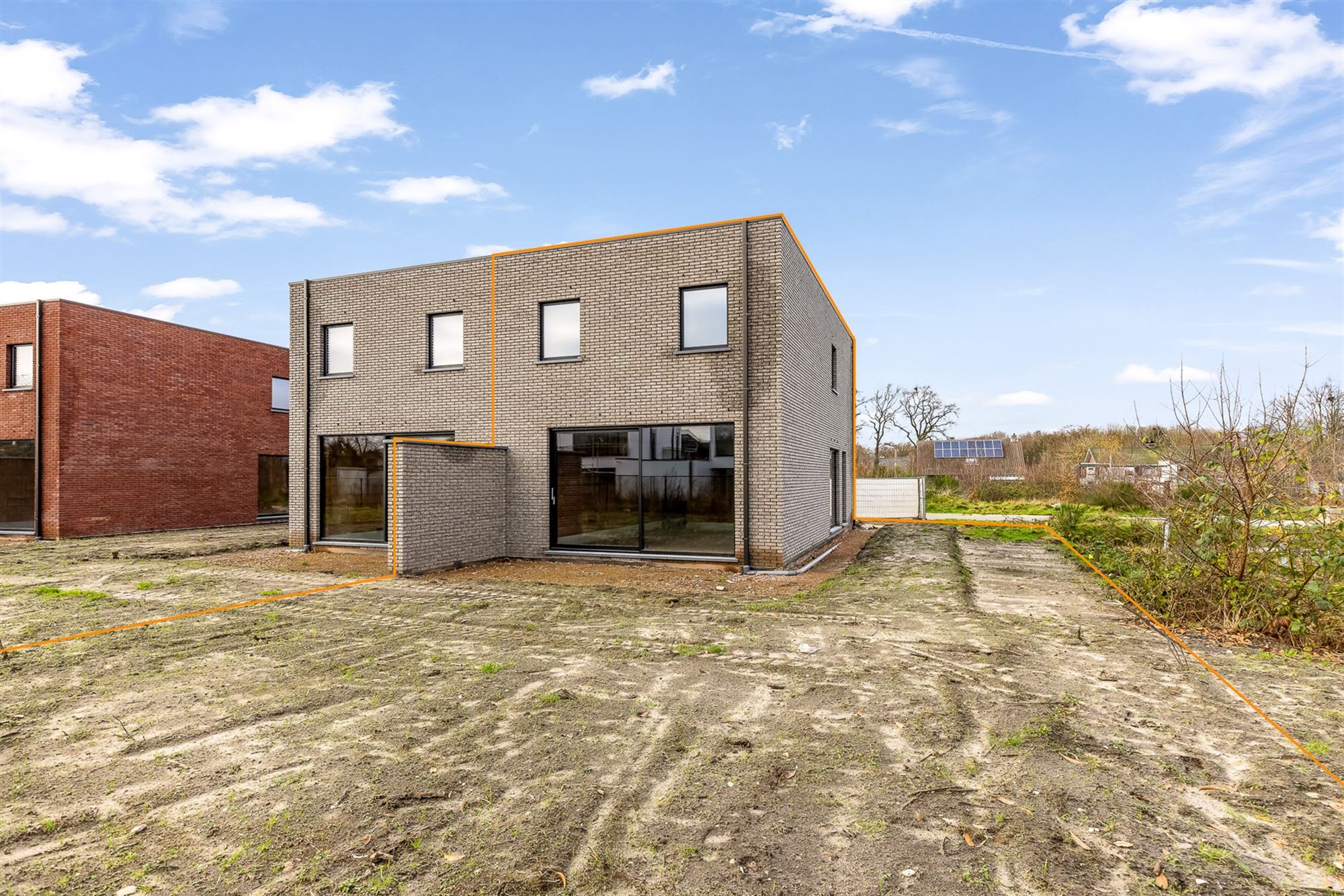 MODERNE NIEUWBOUWWONING MET 3 SLAAPKAMERS OP RUSTIGE DOCH CENTRALE LIGGING TE PEER foto 2