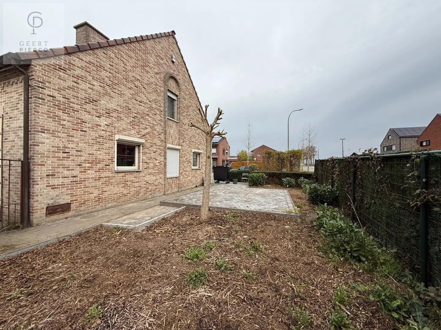 Knappe woning met ruimte foto 55