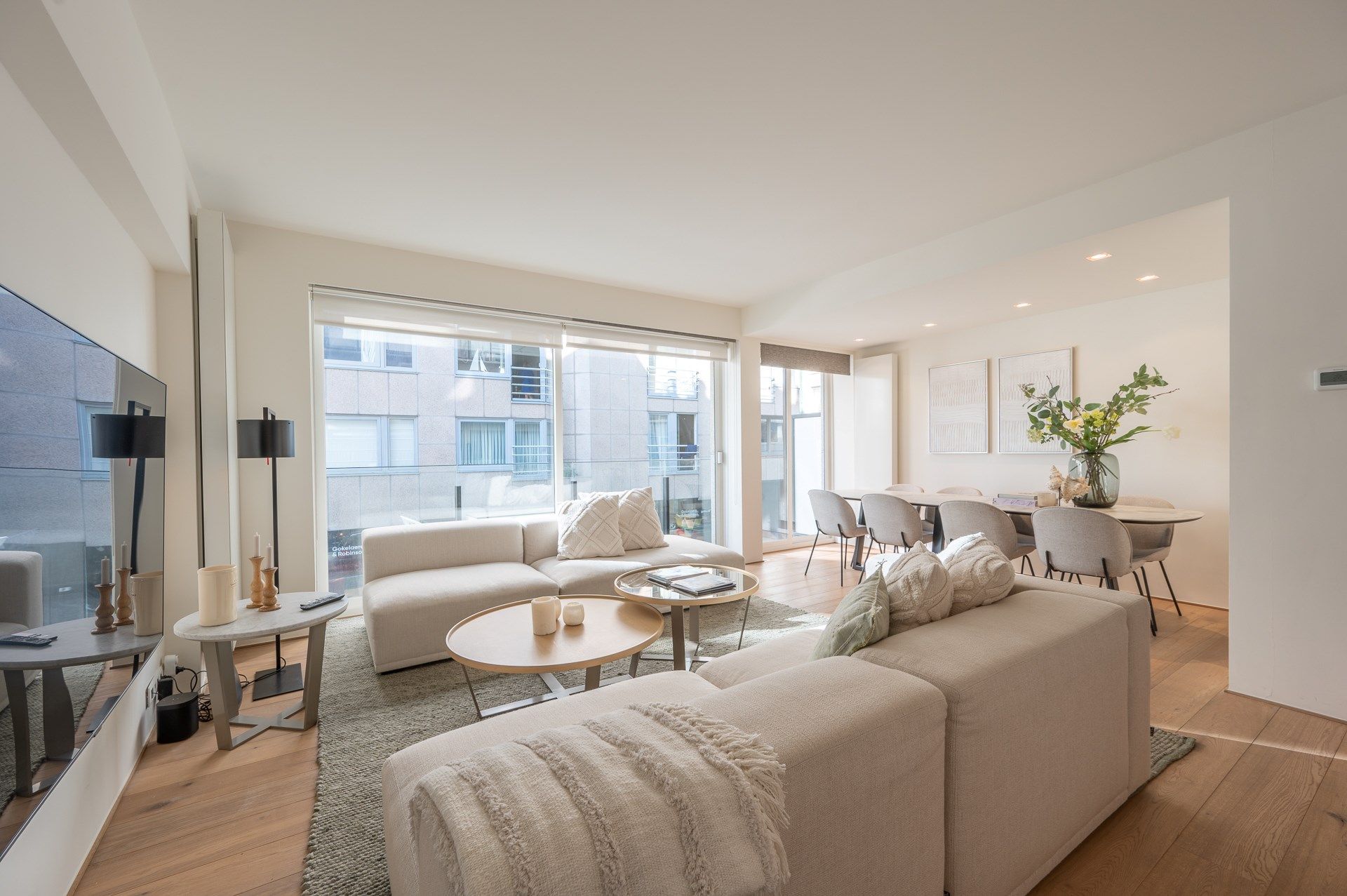 Stijlvol appartement met een gevelbreedte van circa 6 meter genietend van zijdelings zeezicht gelegen aan de Kustlaan.  foto 5