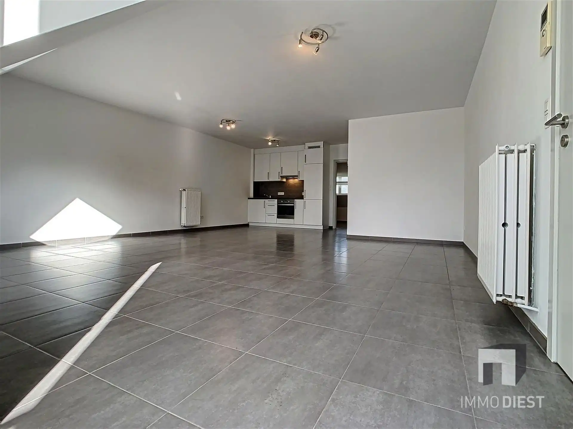 Knap nieuwbouwappartement met 1 slaapkamer, autostaanplaats en kelderberging foto 7