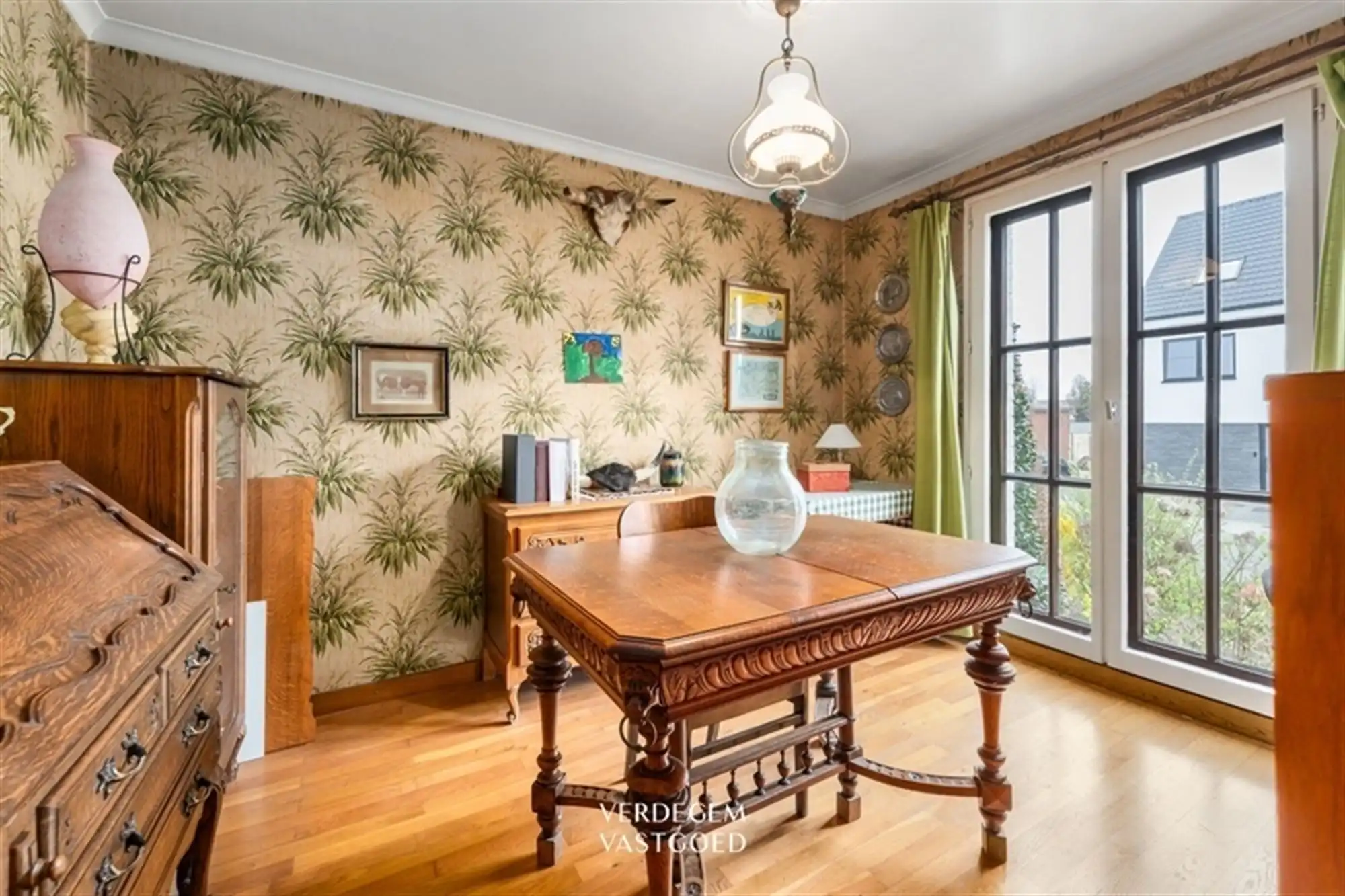 Tijdloze villa met 5+ slaapkamers en tuin, volledig onderkelderd foto 13