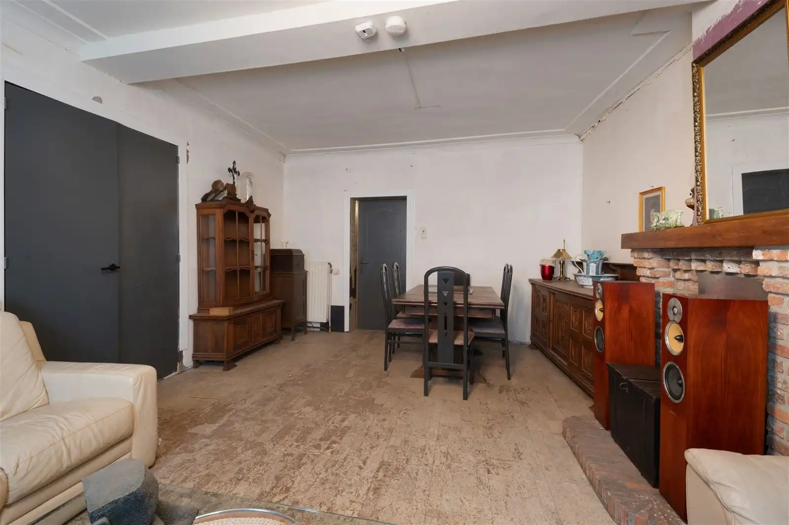 Authentieke woning in hartje Deftinge met bos! foto 4