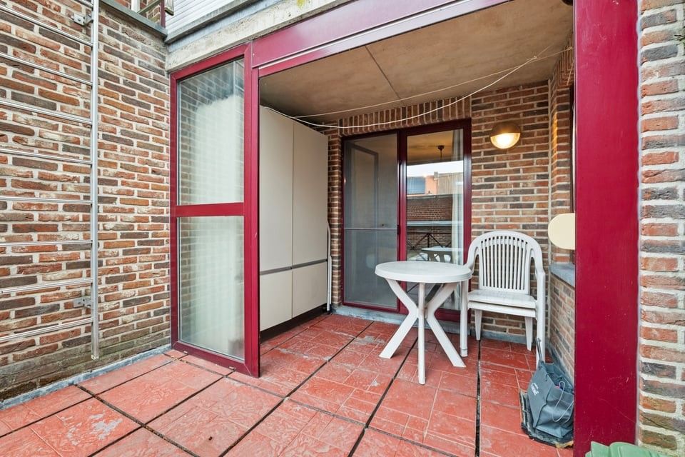 TWEE SLAAPKAMER APPARTEMENT OP DE GROTE MARKT IN SINT-TRUIDEN foto 15