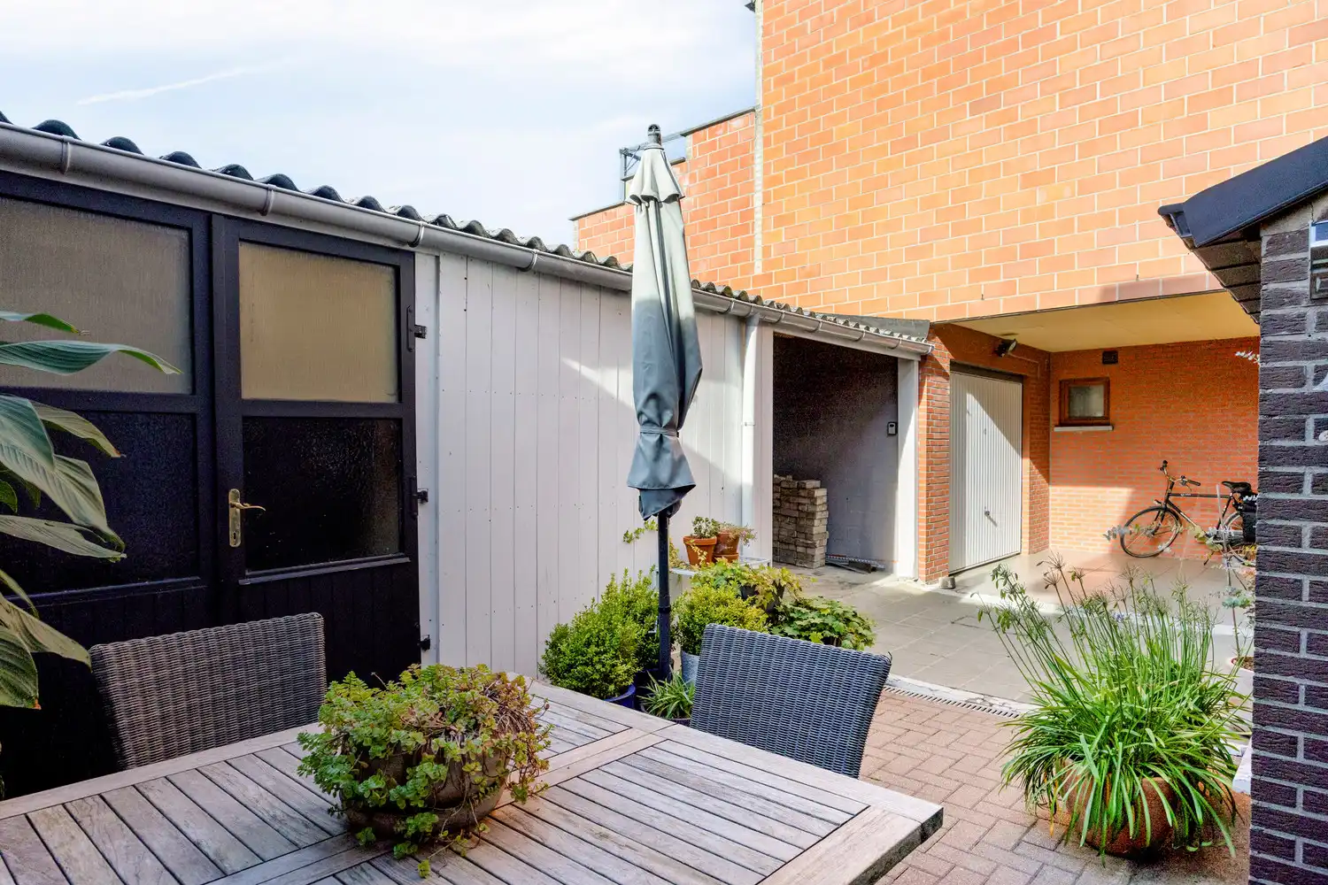 GERENOVEERDE GEZINSWONING MET ZONNIGE STADSKOER EN CARPORT TE DIEST! foto 21