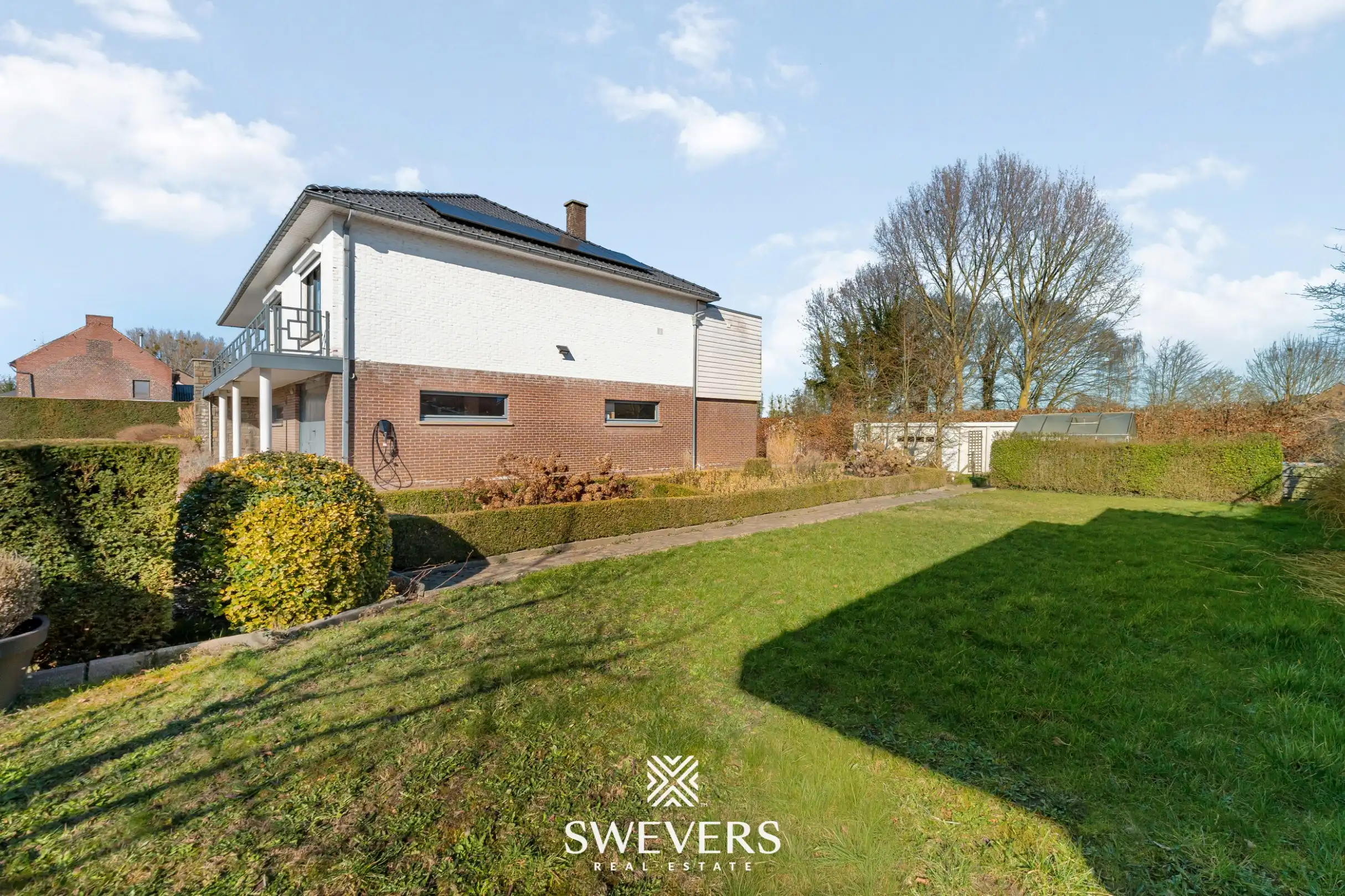 Karaktervolle gezinswoning met veel potentieel op 11a 74ca te Jesseren. foto 29