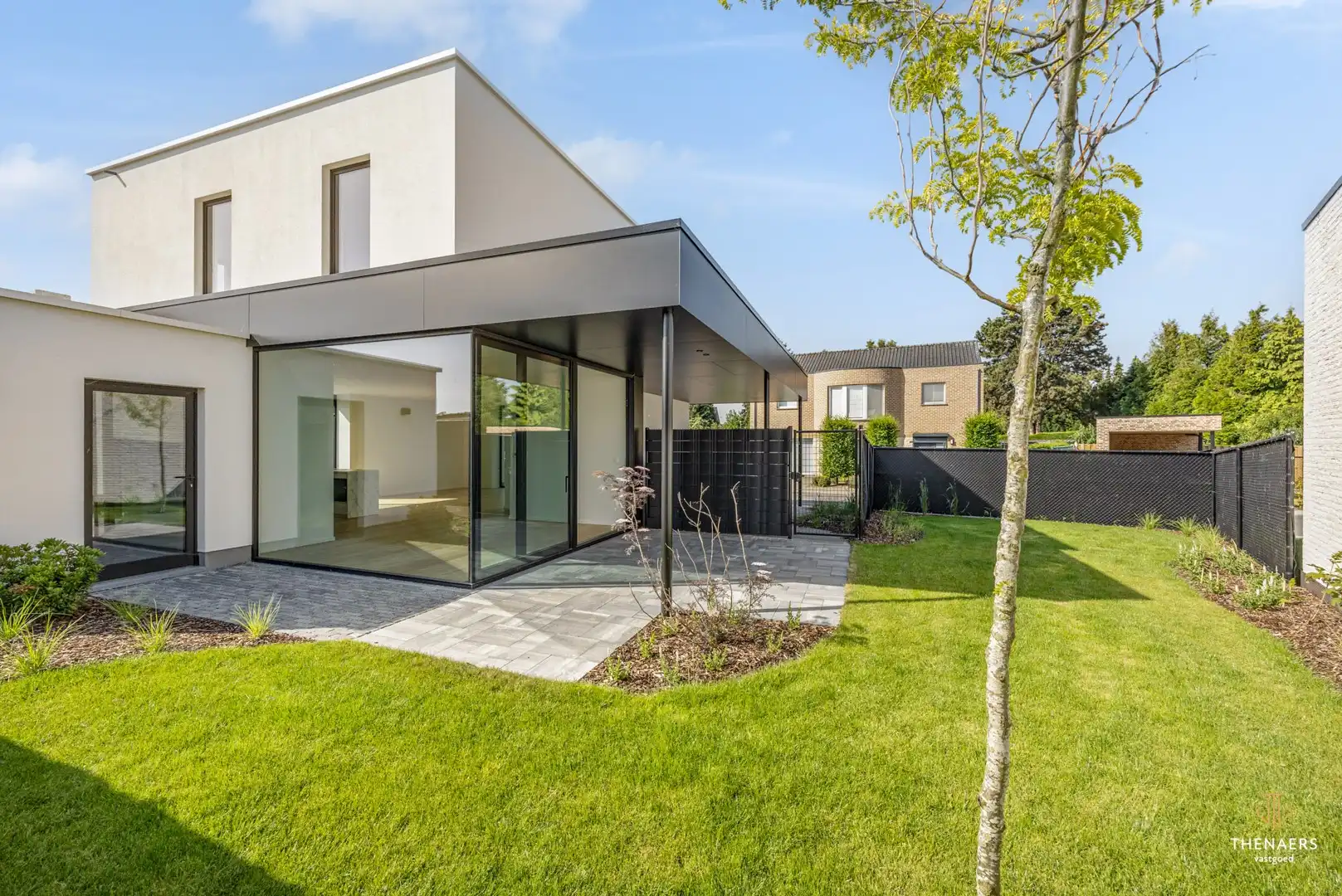 Strakke en luxueus gerenoveerde open bebouwing met hoogwaardige afwerking en EPC A in Sint-Truiden (Wilderen).  Aankoop aan 6% btw mogelijk onder voorwaarden. foto 27