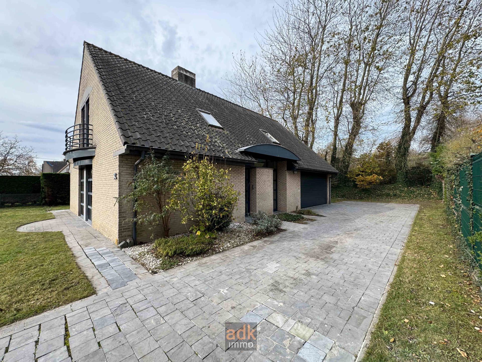 Lichtrijke villa aan de duinen op 908 m² foto 10