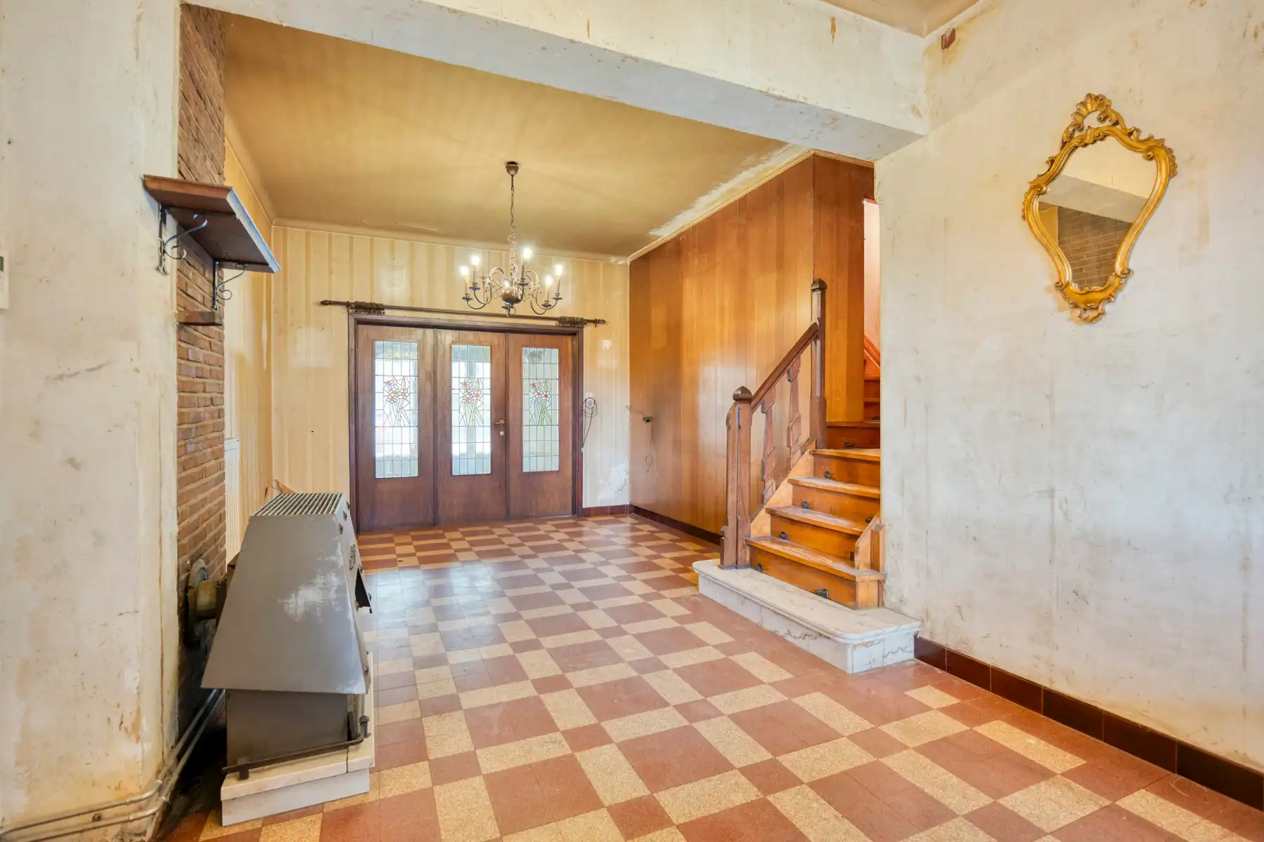 Handelshuis met woonst en ruime tuin foto 10