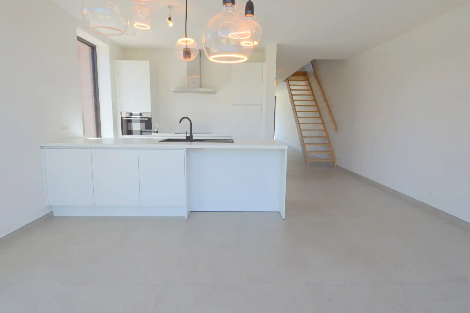 Ruime nieuwbouwwoning met 3 slaapkamers en tuin in Gullegem foto 5
