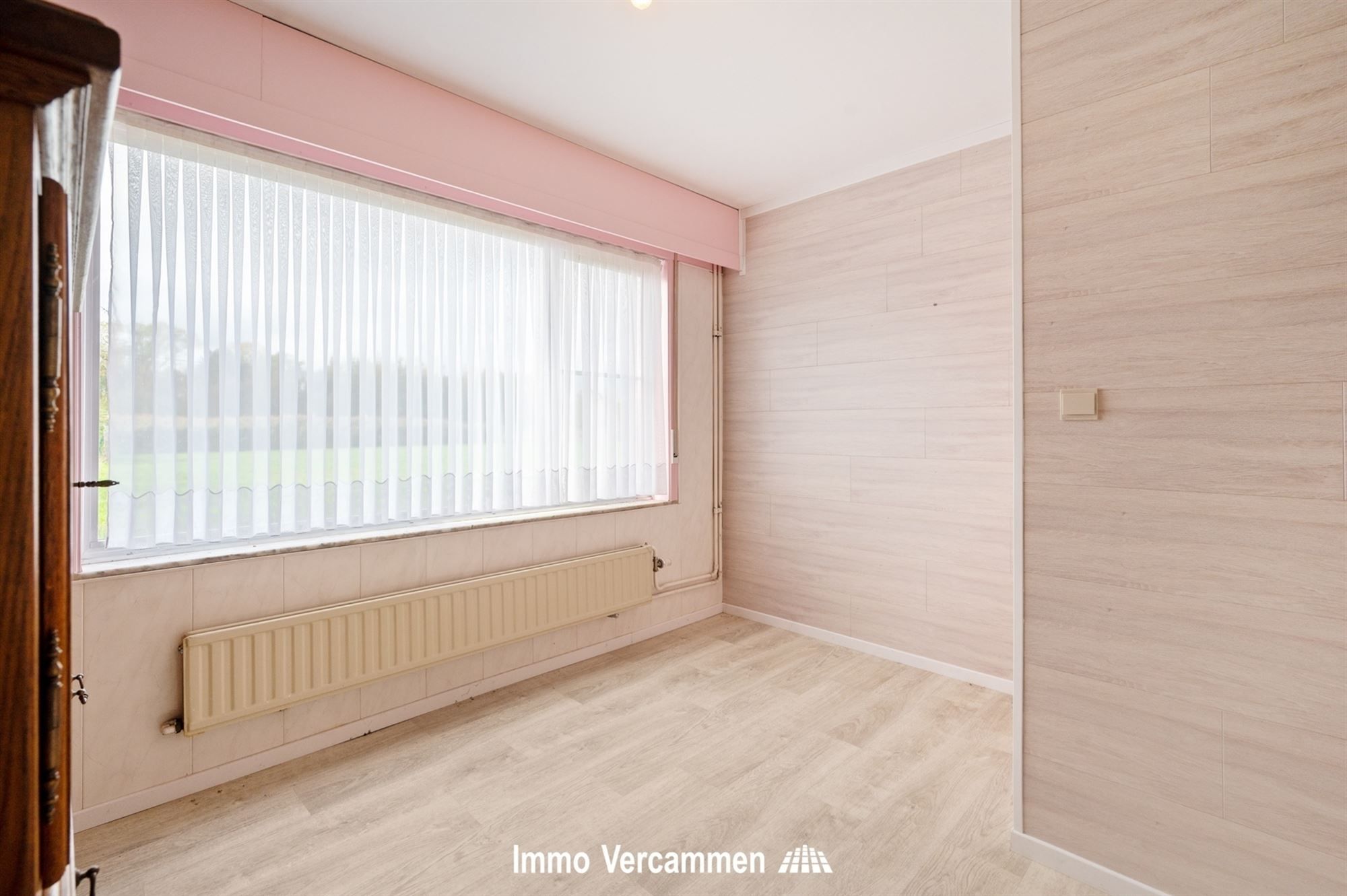 Landelijk gelegen woning op een ware A-locatie te Onze-Lieve-Vrouw-Waver foto 9