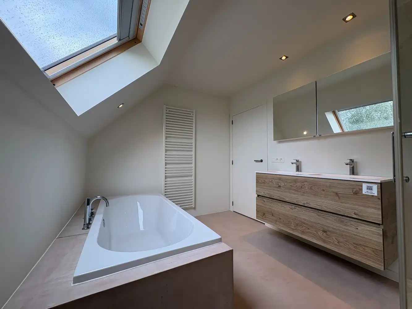 Alleenstaande woning met drie slaapkamers foto 12