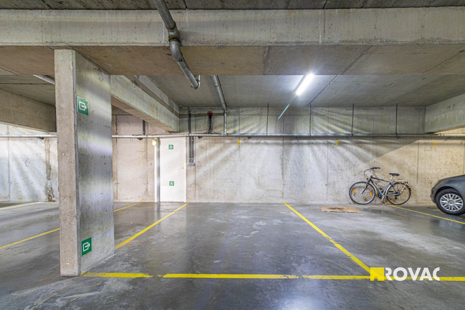 Zeer lichtrijk appartement met topligging foto 18