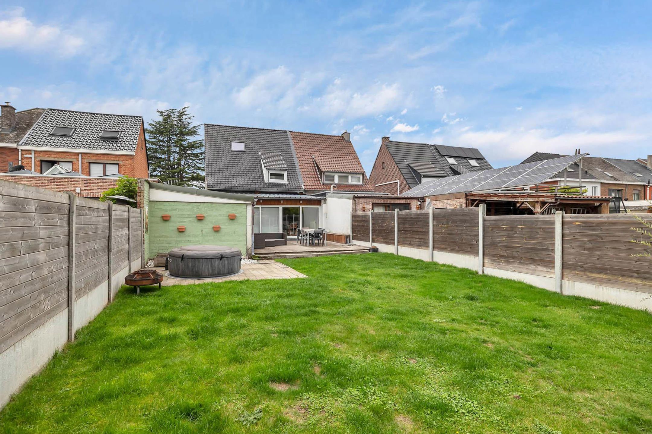 Instapklare woning met tuin en garage in rustige straat  foto 28