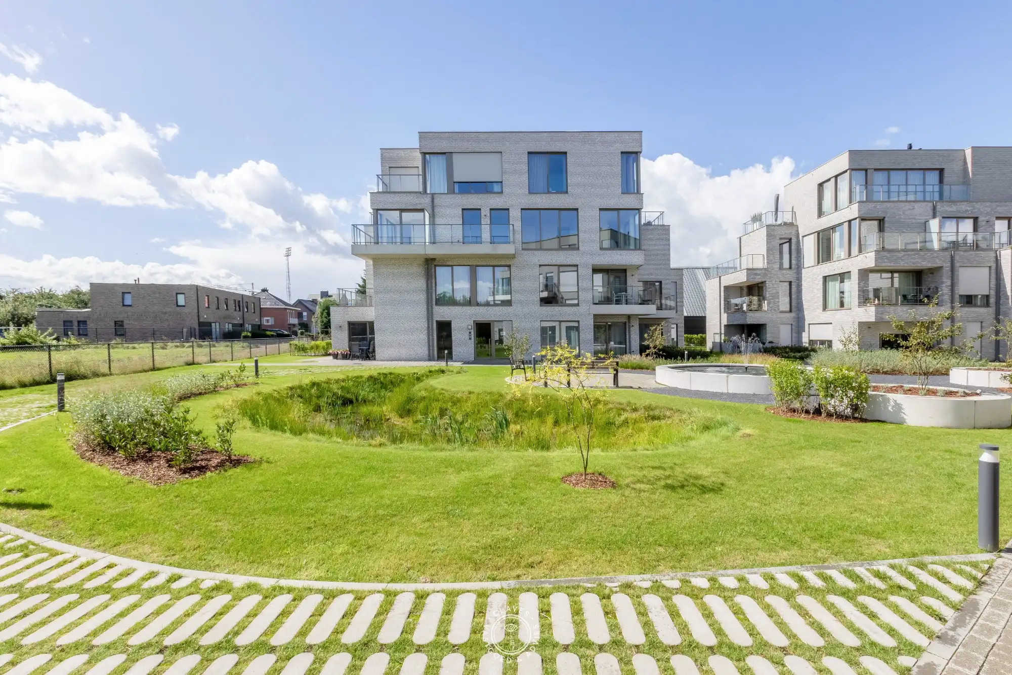Energiezuinige assistentiewoning in een mooie parkomgeving, ideaal als investering foto {{pictureIndex}}