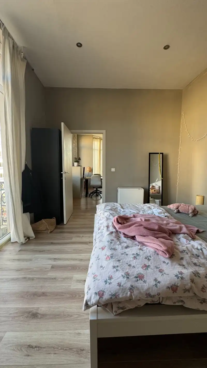Karaktervol appartement op top-locatie aan het Sint-Pietersstation foto 8