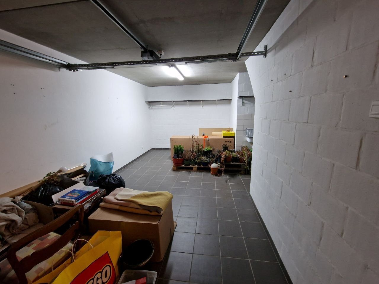 Ruime bel-étage woning met terras, garage en 3 slaapkamers in Lokeren foto 12