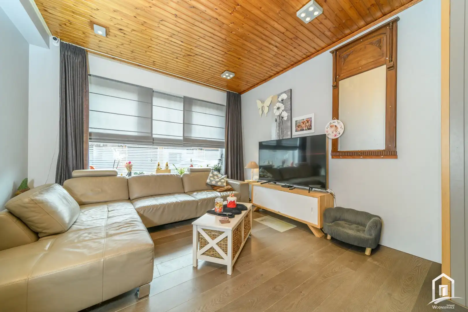 Charmante en verder af te werken woning foto 2