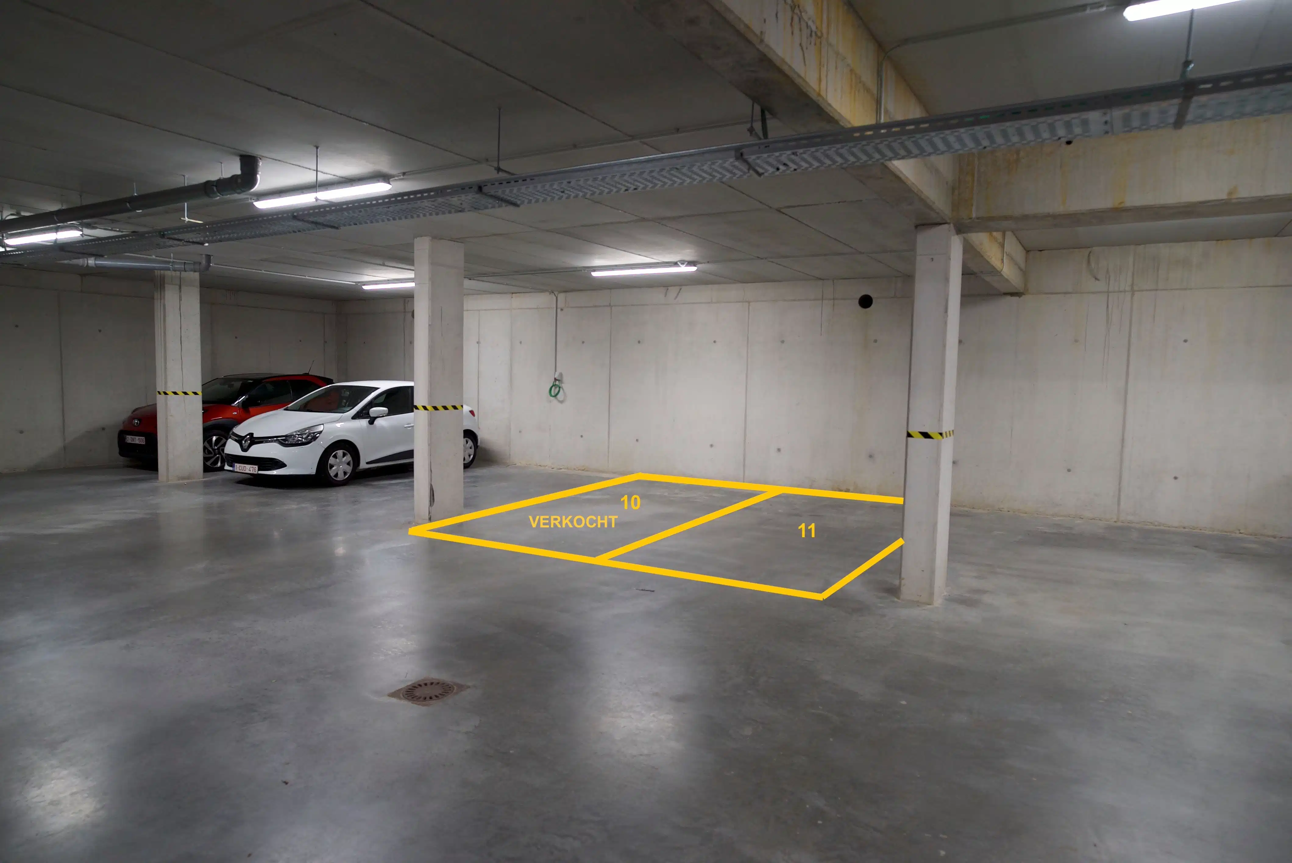 Ondergronds gemak in het hart van Bierbeek foto {{pictureIndex}}