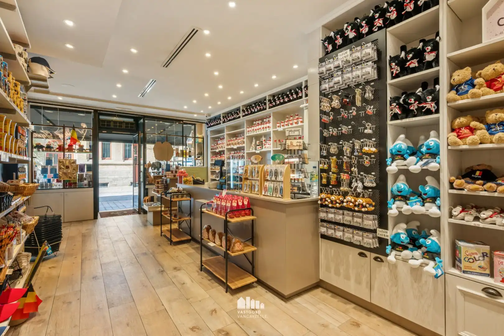 Unieke handelswoning op TOPlocatie in hartje Ieper foto 12