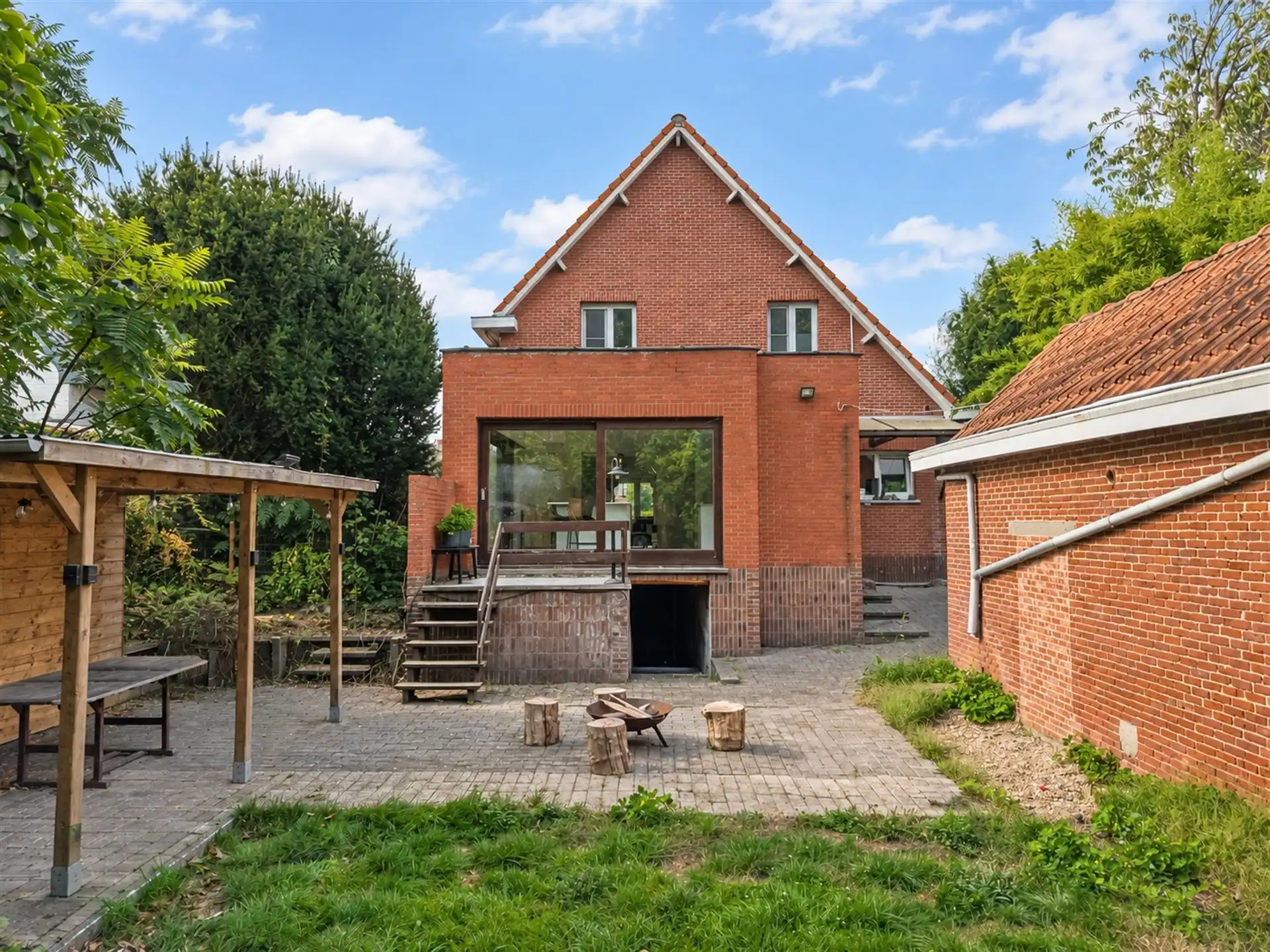 Karaktervol wonen met vernieuwd gelijkvloers in groene oase foto 37