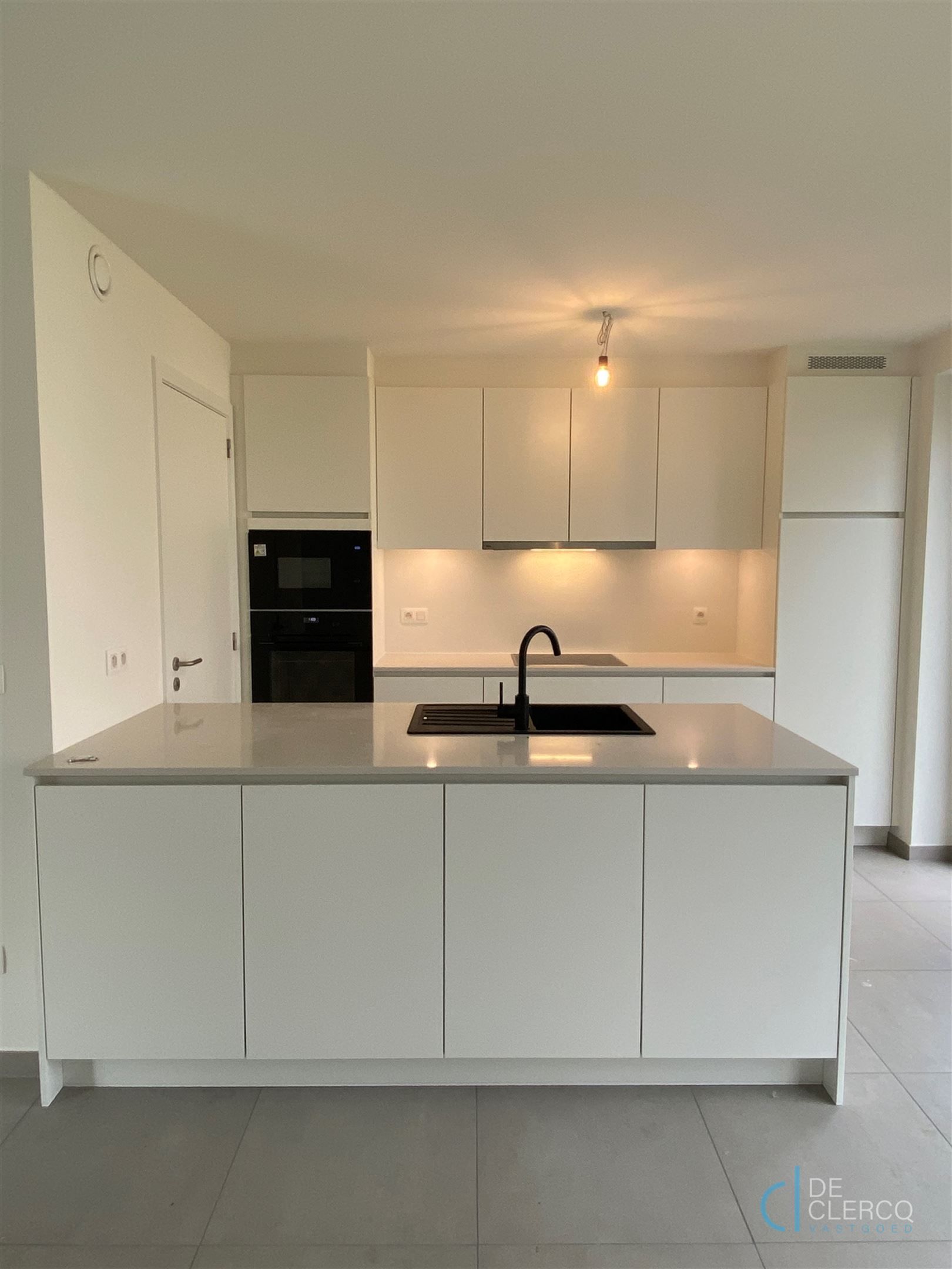 Nieuwbouwwoning te huur in mooie verkaveling te Oostakker!  foto 9