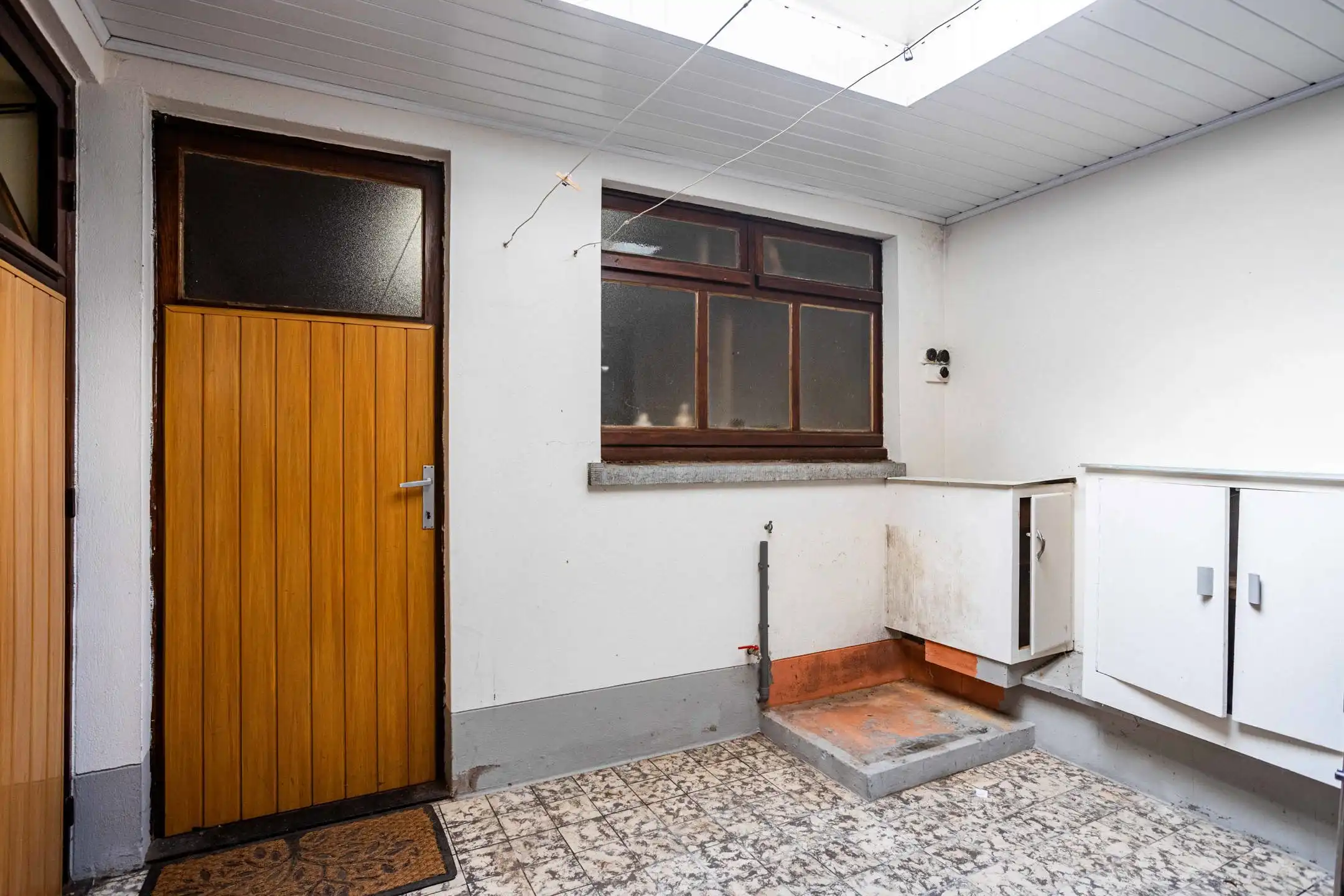 Gunstig gelegen halfopen bebouwing met garage. foto 9