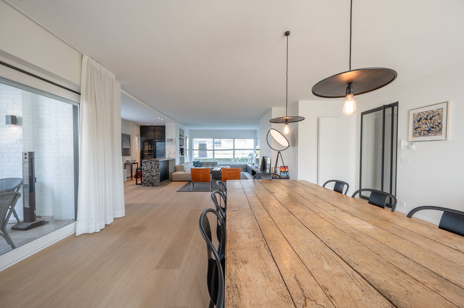 Prachtig tuinappartement met zonnige tuin in een villa residentie in het Zoute op enkele stappen van de zee en de winkels. foto 10