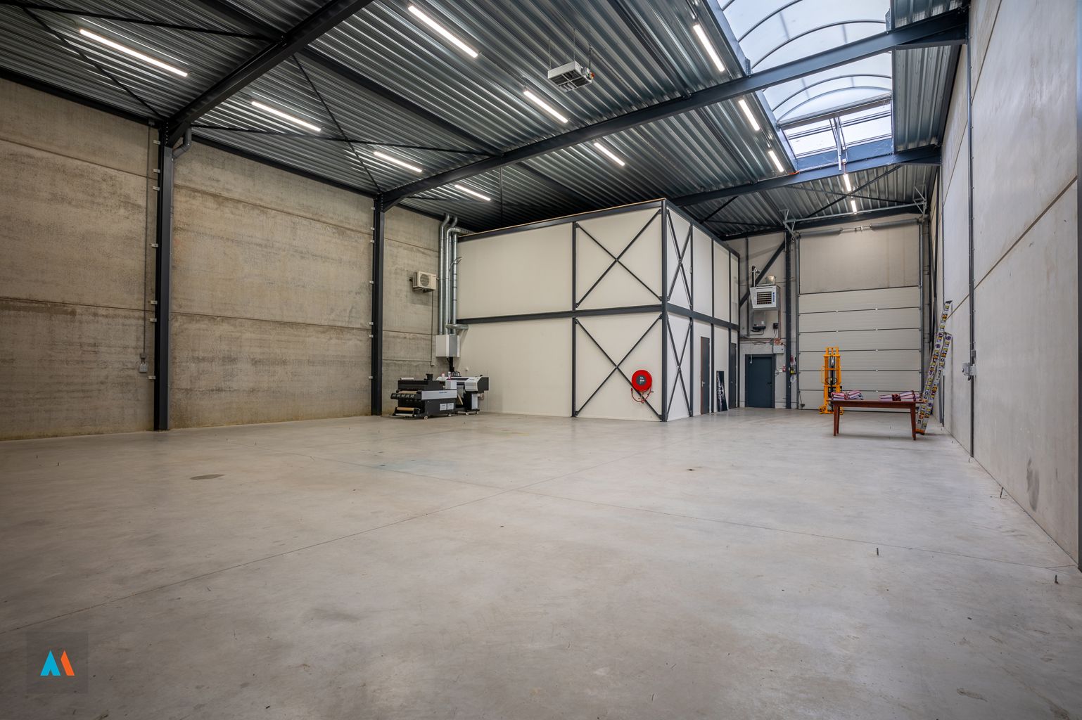 Moderne en energiezuinige KMO-unit in Hoogstraten foto 2
