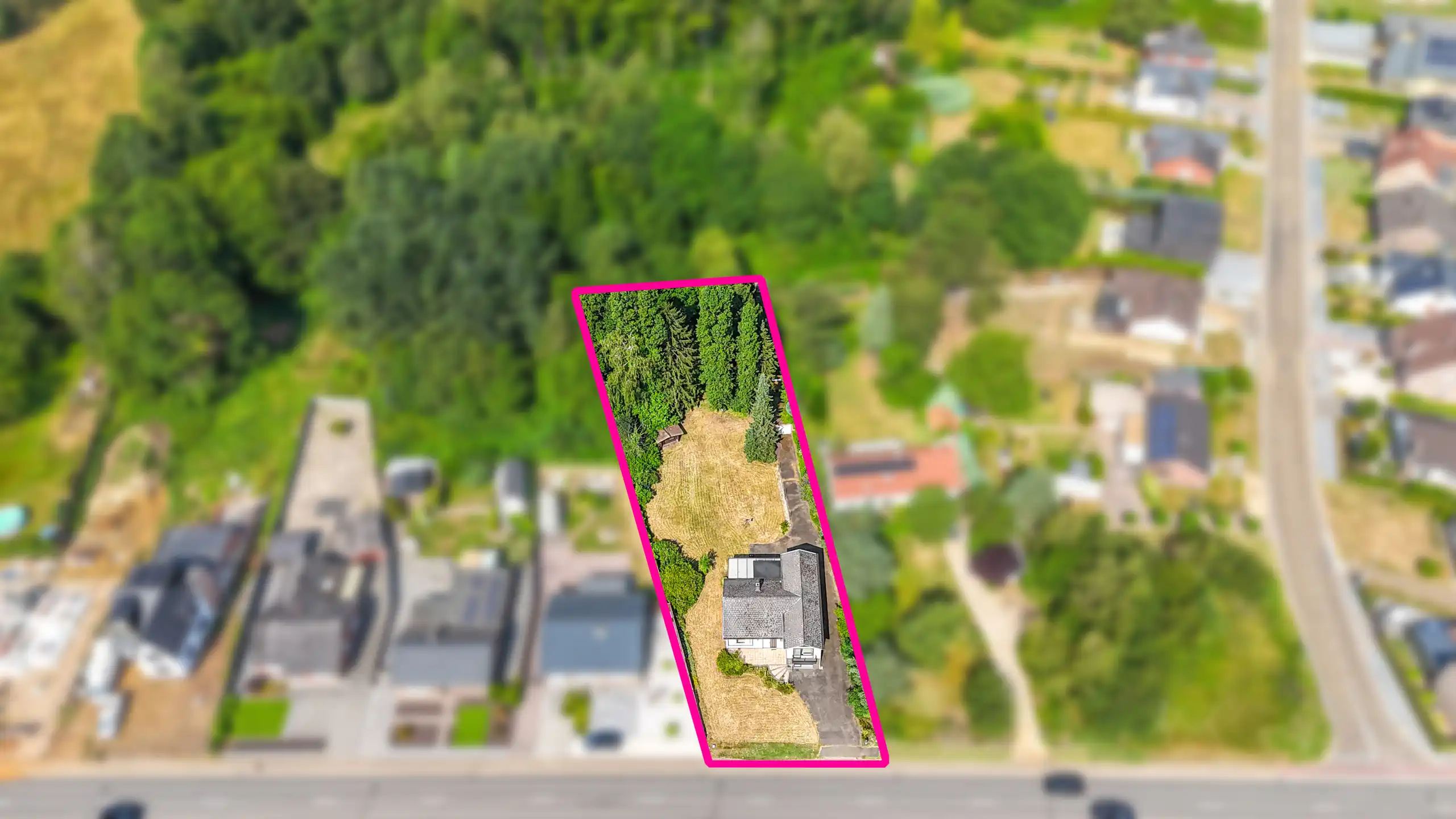 Ruime split-levelwoning met 3 slaapkamers op groot perceel! foto 40