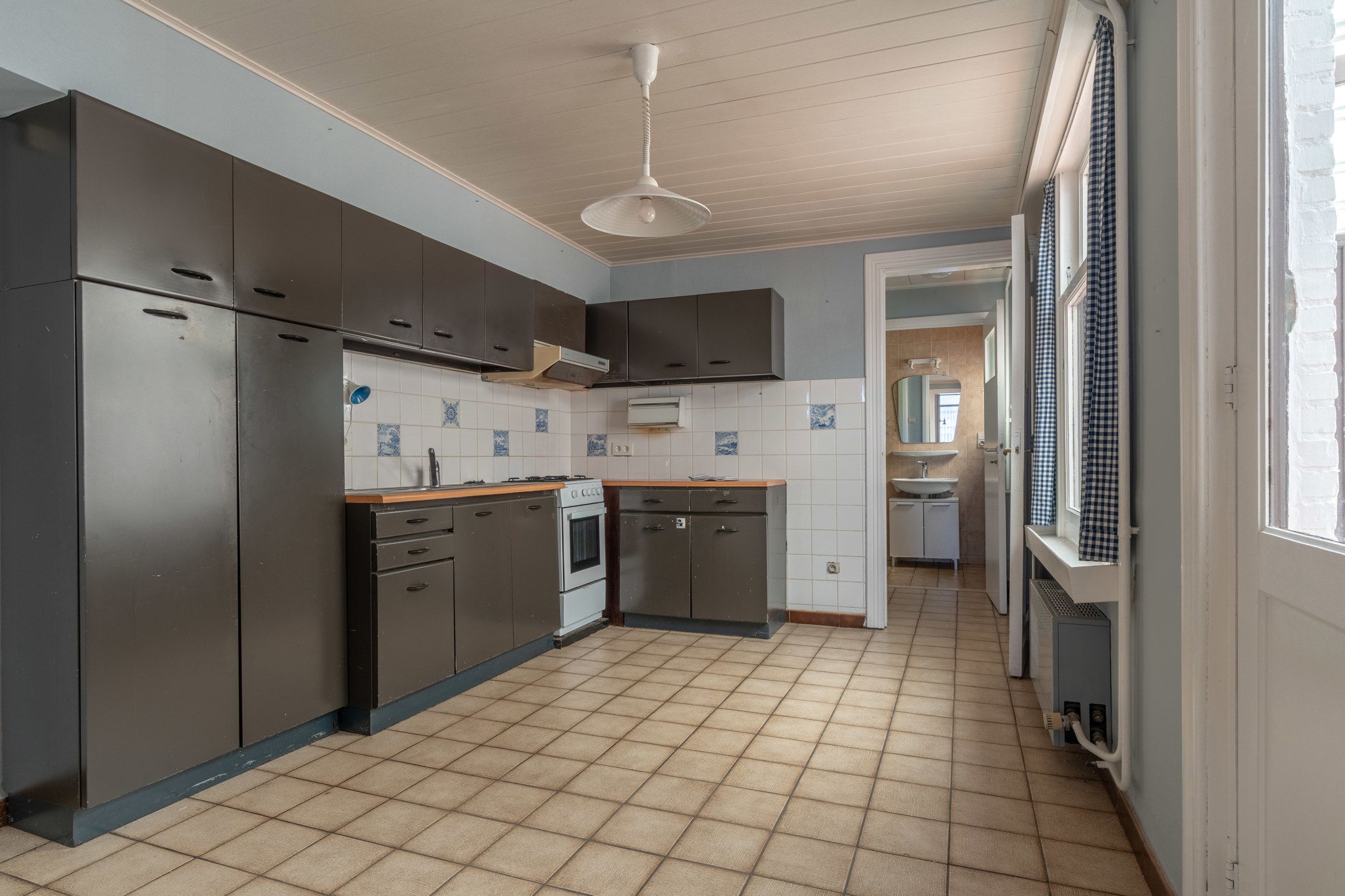 Te renoveren woning met 4 slpks en tuin te Gierle foto 9