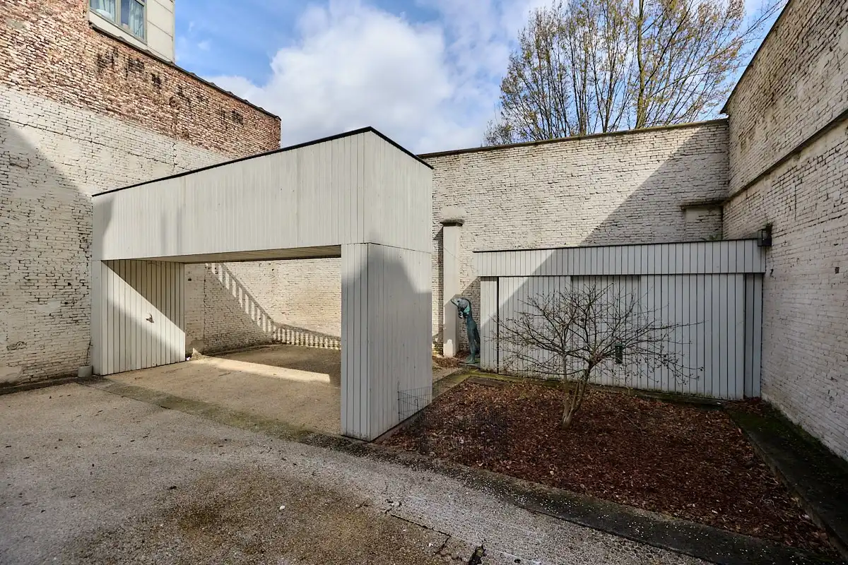 Exceptioneel en luxueus gerenoveerd 19e eeuws appartement midden in de binnenstad. foto 15