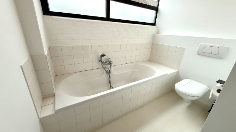 Centraal gelegen loft met prachtig uitzicht op de Leiearm foto 18