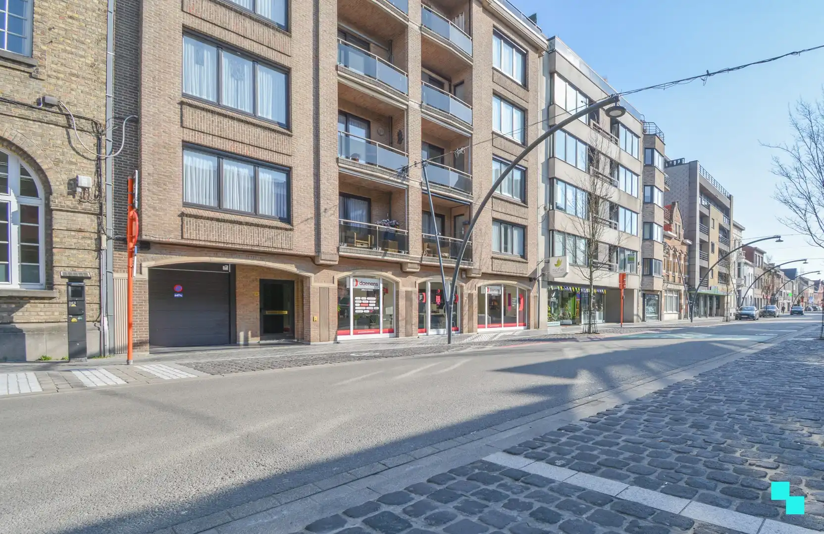 Gerenoveerd 3-slaapkamer appartement te Roeselare foto 30