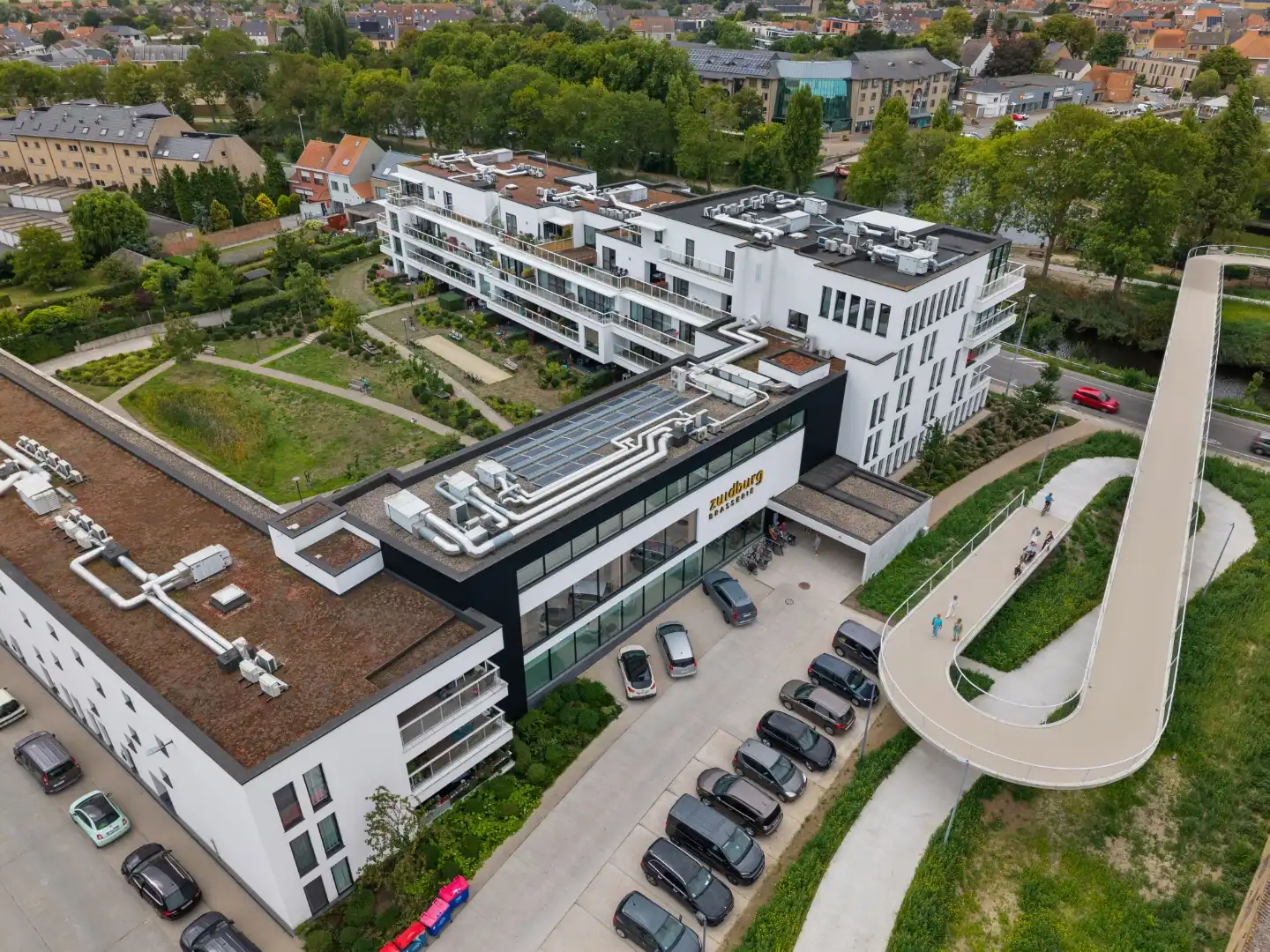 Brasserie in luxe flatcomplex foto 3