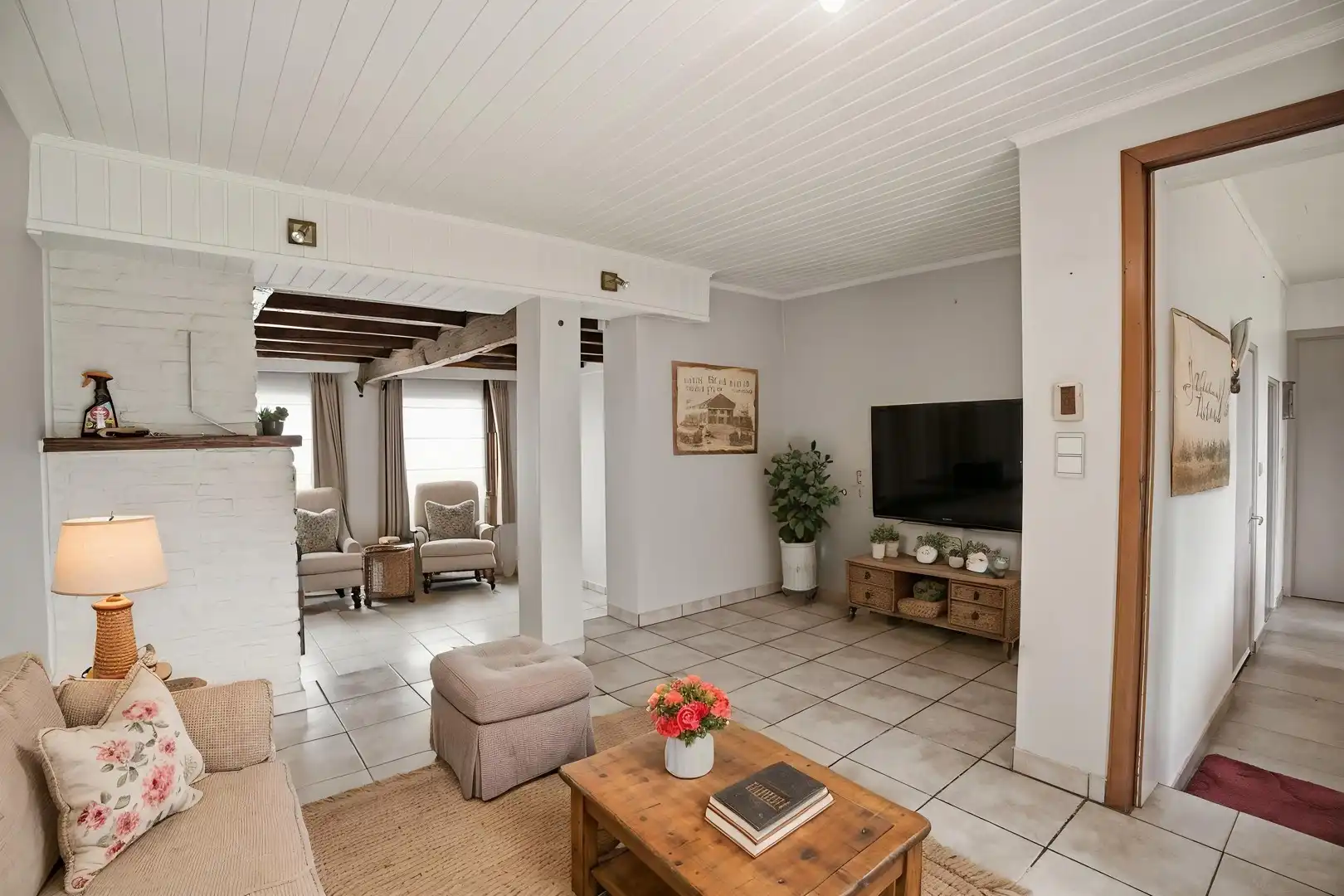 Woning met 3 slaapkamers en gezellige tuin te Tielt! foto 8