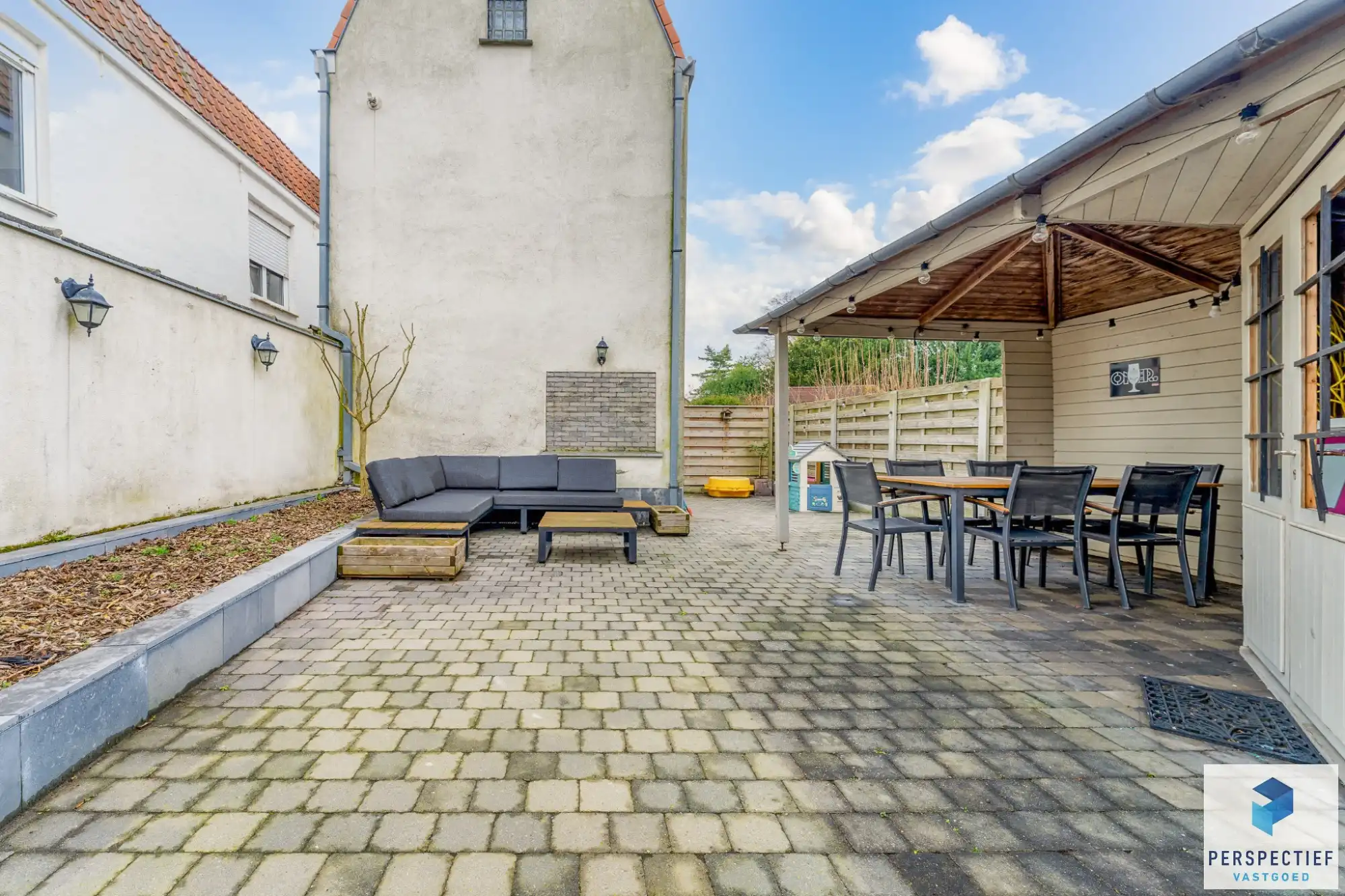 Centraal gelegen mooi gerenoveerde woning aan de Eeklose Vaart foto 24