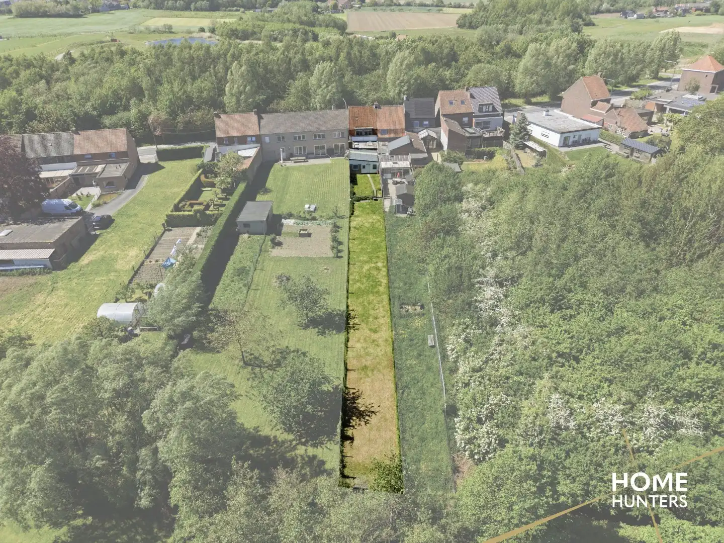 Te renoveren woning met 3 slaapkamers en gigantische tuin in Aalbeke foto 31