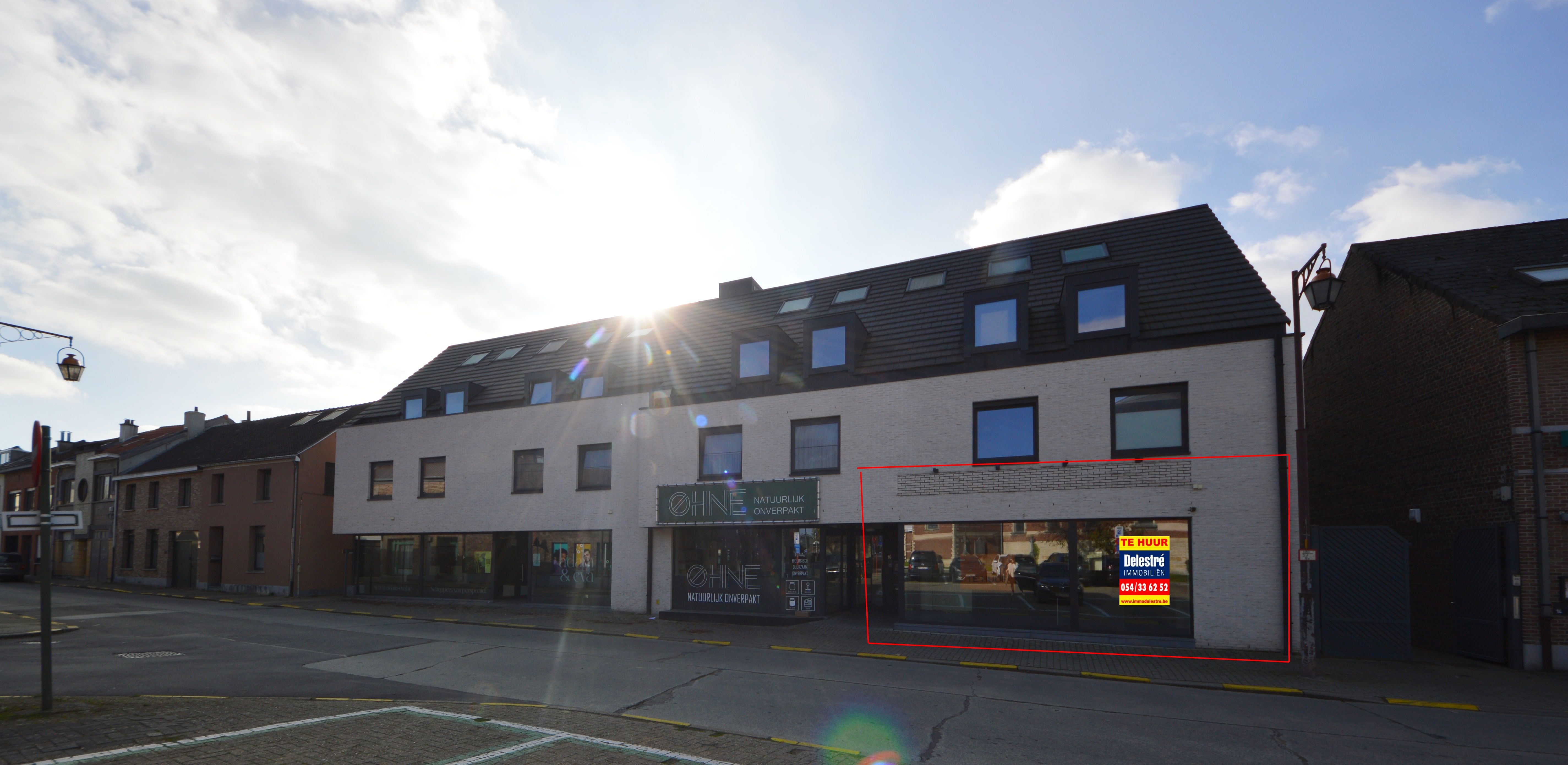 NIEUWBOUW KANTOOR OF HANDELSPAND foto 2